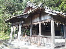岡元神社（おかもとじんじゃ）
