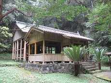 角田神社（つのだじんじゃ）