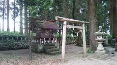 可愛塚神社（えのつかじんじゃ）