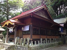 熊野鳴瀧神社（くまのなるたきじんじゃ）