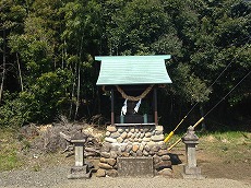 山坊神社（やまのぼうじんじゃ）